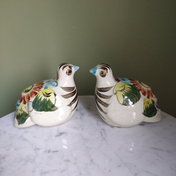Chic White Ceramic Accent Vase with Textured Finish - Picture 1 of 6